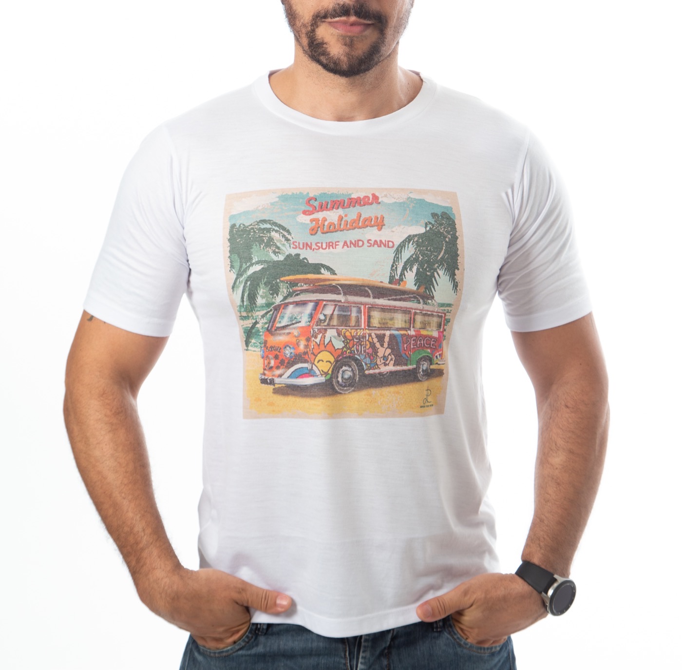 Camiseta estampada produzida pela Need You Now
