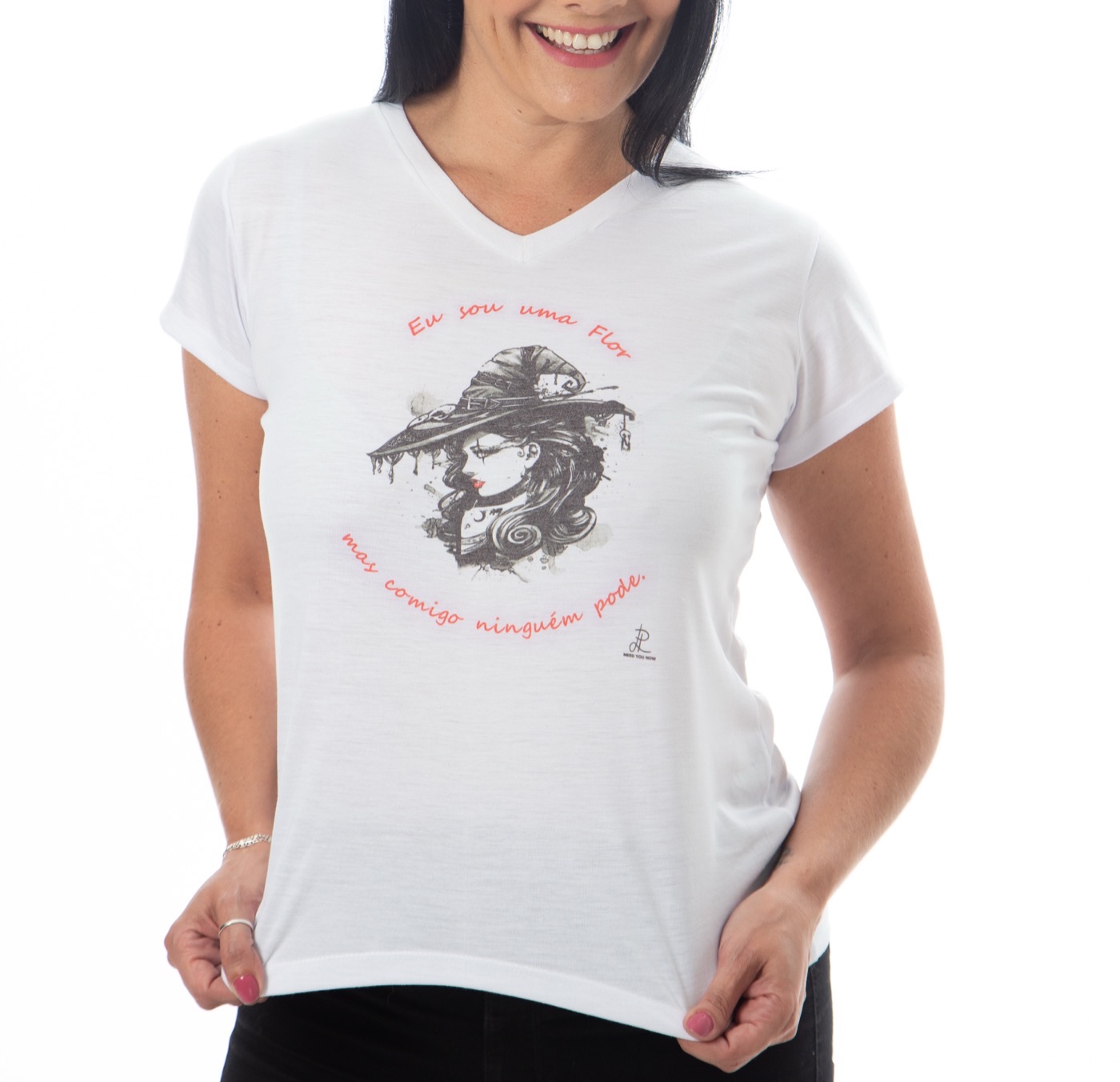 Camiseta feminina estampada produzida pela Need You Now